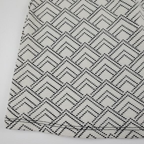 Gilli Stitch Fix Knit Patterned A-Line Skirt Chevron Cream Black Print Size S - Picture 5 of 7